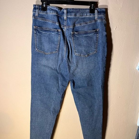 Talbots Jeans Sz 8 Raw Edge Everyday Jeans - Picture 6 of 10